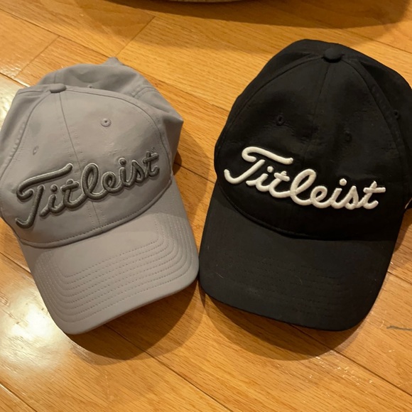 Titleist golf hats (2)